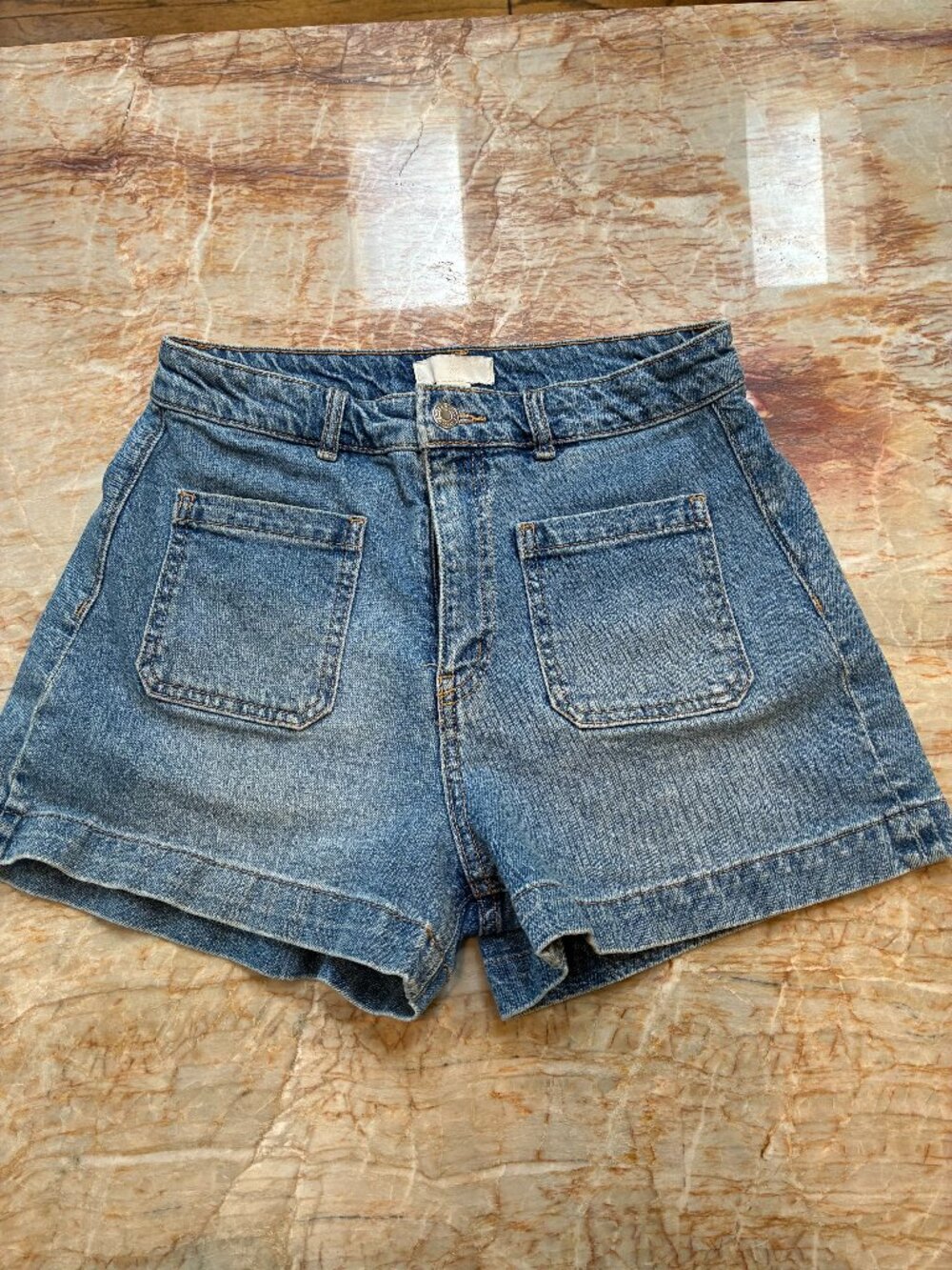 H&M blue denim shorts, size 6, retro 70s vibes